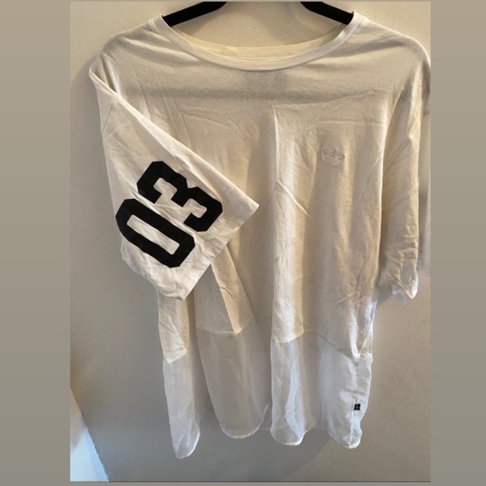 Tee with sheer bottom